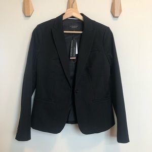 Banana Republic classic fit blazer size 6 black NWT